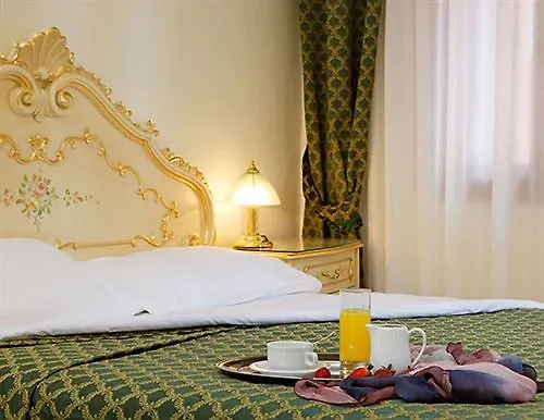 Hotel Commercio & Pellegrino Venice Italy