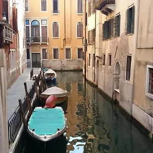 https://nice-venice-apartments-in-san-marco.hotelslidodijesolo.com