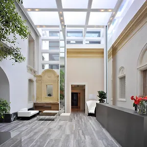 https://romano-house.taorminaitalyhotels.com