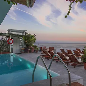 marina-riviera.hotels-amalfi.com/