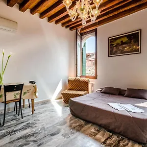 Venice Apartments Venise