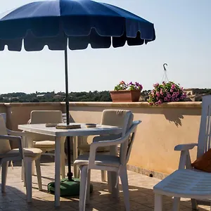 https://matisse-beach.sicilyhotelsitaly.net