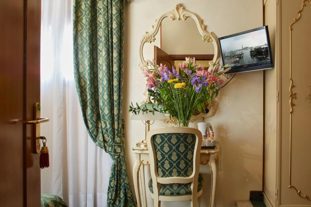 ונציה Hotel Commercio & Pellegrino