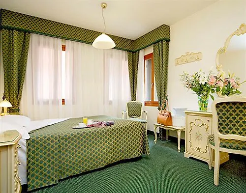 ונציה Hotel Commercio & Pellegrino