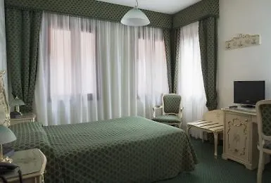 Hotel Commercio & Pellegrino Venedig