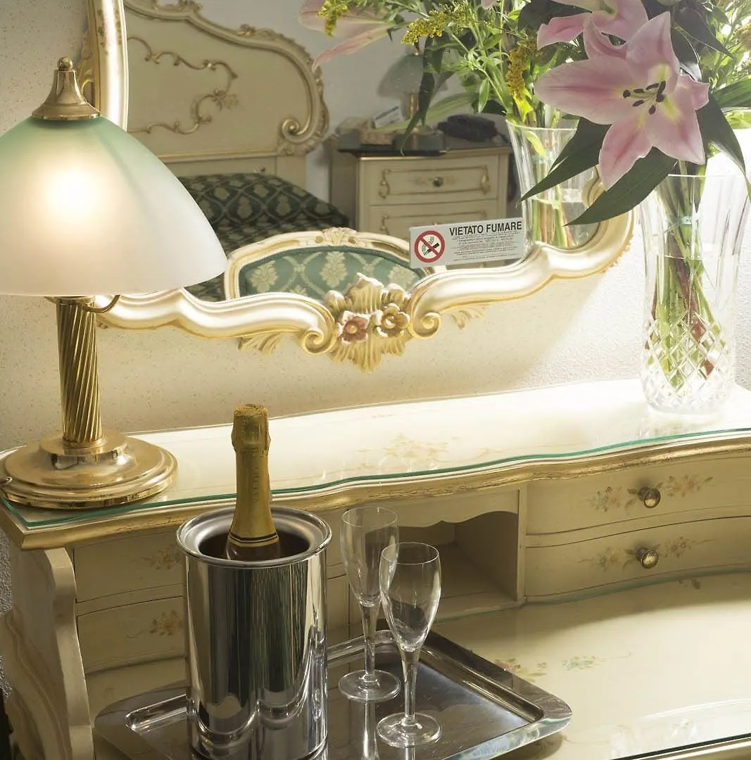 Hotel Commercio & Pellegrino Venice
